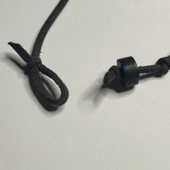 🗝HAND-CRAFTED NECKLACE - Picture 6 of 6